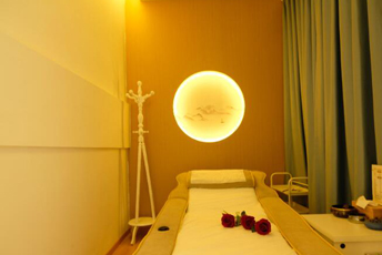 成都金牛日式指压的寂静美学：在按压中听见雪落的声音